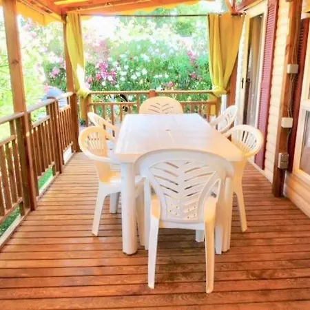 Mobilhome 40 M2, 3 Chb, Terrasse Arboree 20 M2, Camping 4 Etoiles *